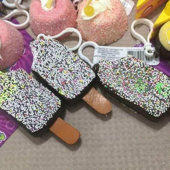 Orb Odditeez Cake Candy Keychain Lot Cupcakes Pies Ice Cream Food Key Chain - Picture 2 of 13